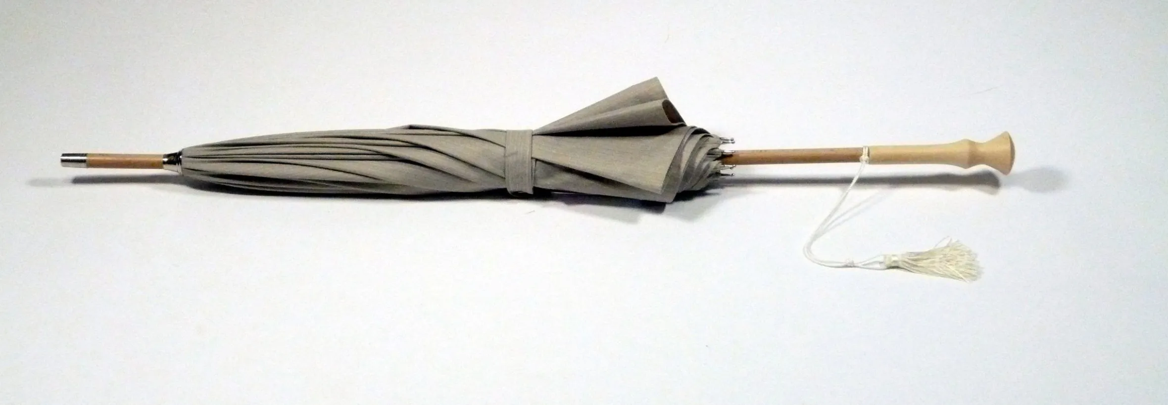 Guy De Jean Ombrelle Nana